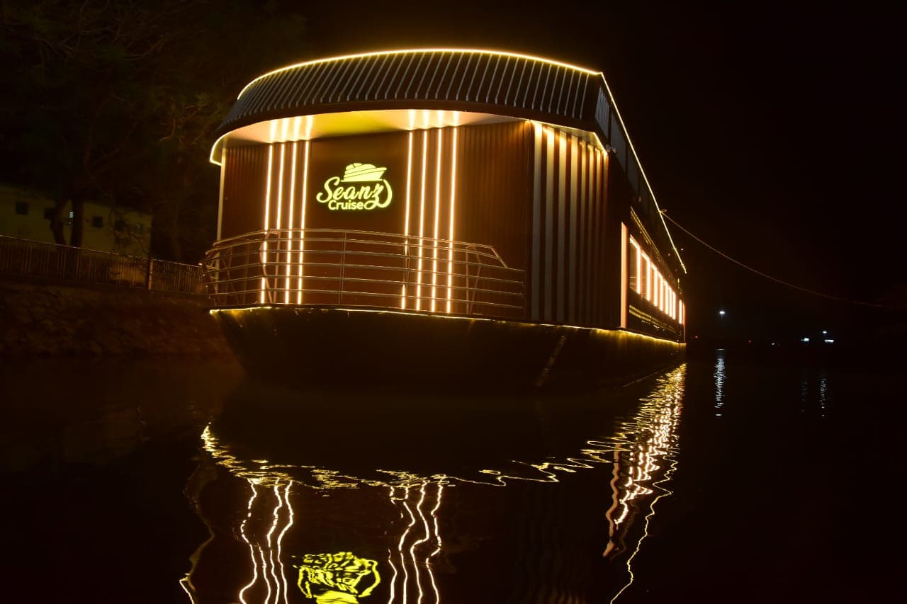 Seanz Cruise on the Chennai backwaters